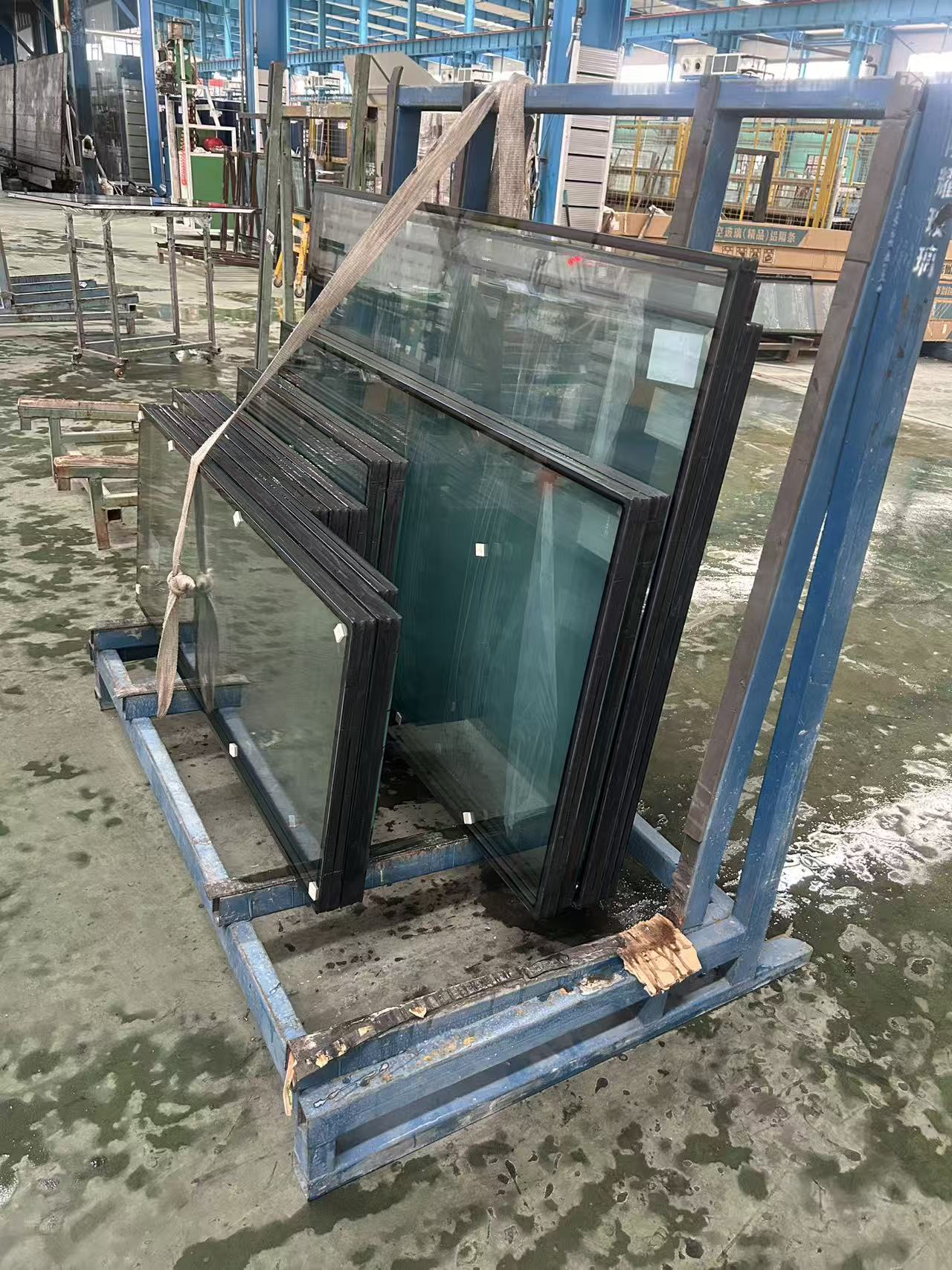 乌兰察布市中空玻璃源头直供钢化玻璃 - 推荐